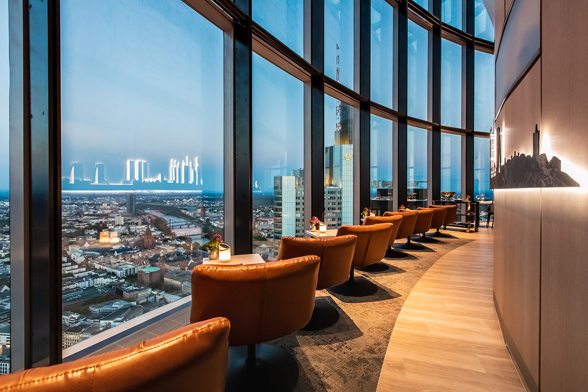 maintower restaurant lounge frankfurt ausblick nacht 8